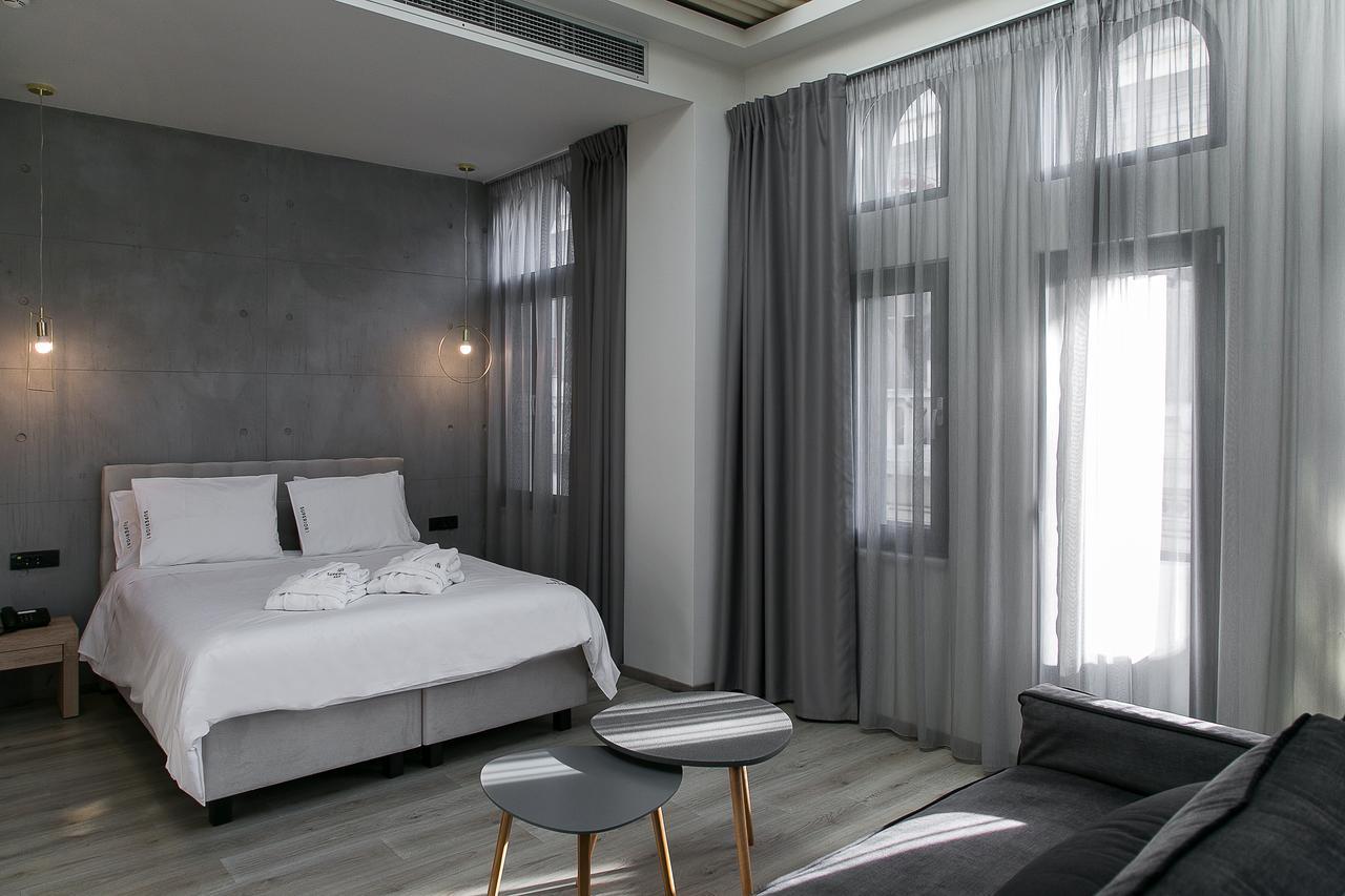 Superior One Boutique Hotel เทสซาโลนิกิ ภายนอก รูปภาพ