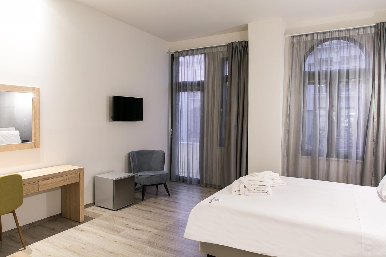 Superior One Boutique Hotel เทสซาโลนิกิ ภายนอก รูปภาพ