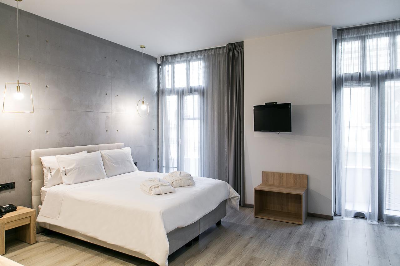 Superior One Boutique Hotel เทสซาโลนิกิ ภายนอก รูปภาพ
